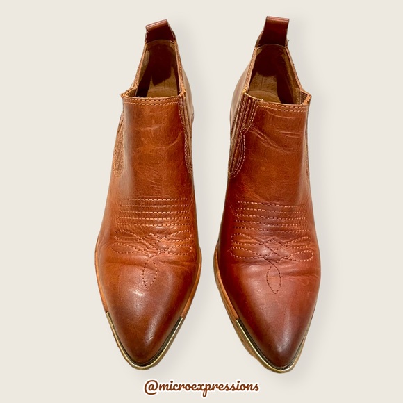 Frye Faye Shootie Cognac Leather Western Southern Embroidered Cowboy Heel Bootie - Picture 3 of 11